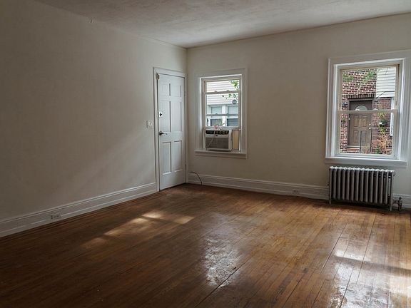 2nd image of 21435 93rd Ave APT 1A