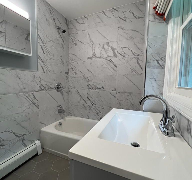 1st image of 42 N Central Ave #2B