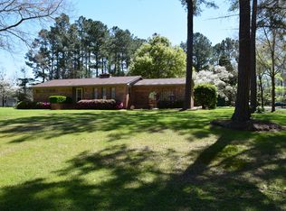 415 Rockledge Rd, New Bern, NC 28562