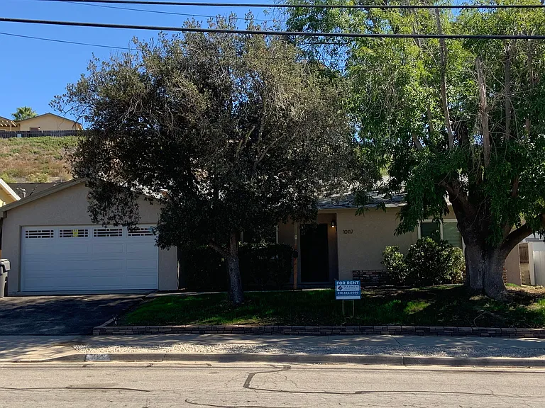 10117 Settle Rd — Photo 2