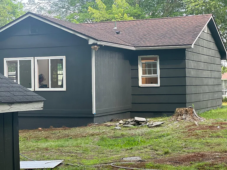 124 Spruce Ln — Photo 2