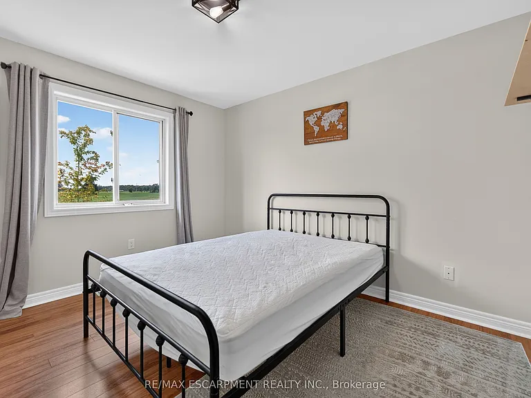 86 Golden Acres Dr — Photo 37