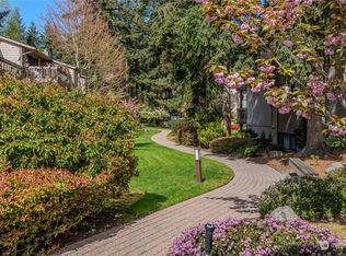 13730 15th Ave NE APT A105, Seattle, WA 98125