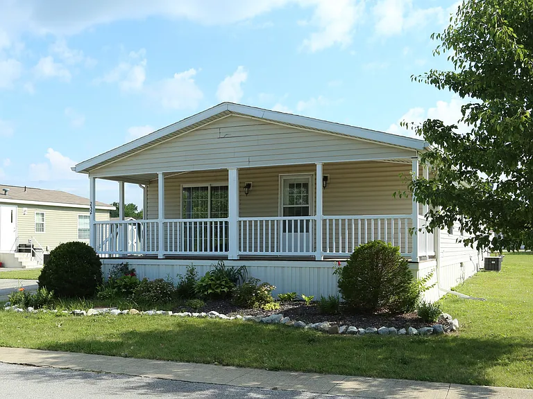 2066 Victory Rd — Photo 5