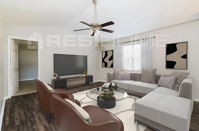 3 bed, 2.0 bath, 1302 sqft, $1,695 — Photo 4