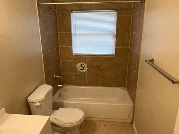 5th image of 7513 Sharbeth Dr S