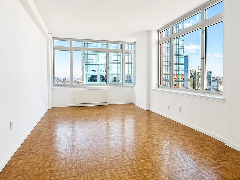 350 W 43rd St #45D — Photo 3