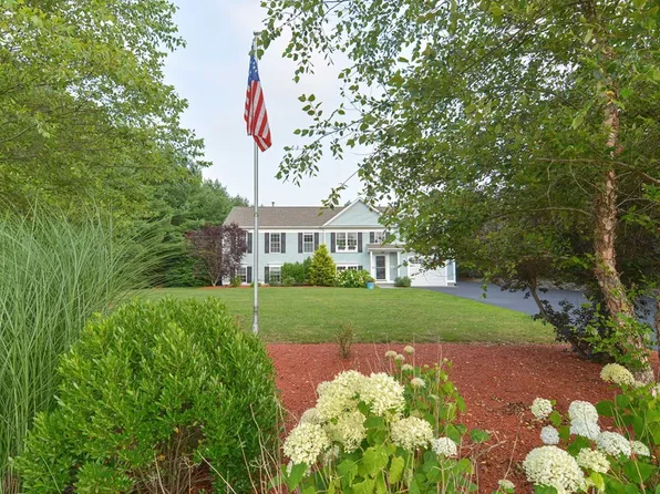 301 Raymond Rd, Plymouth, MA 02360