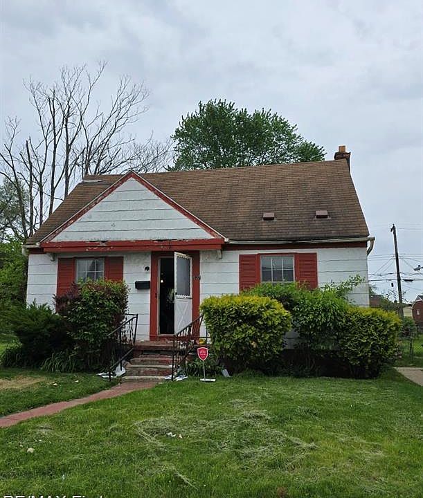 1st image of 537 Campbell St