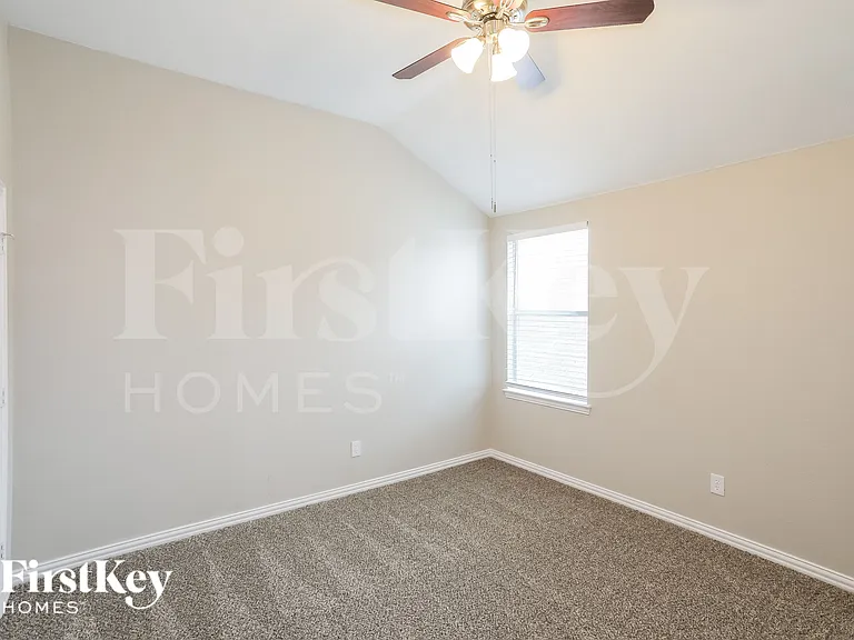 1809 Turtledove Dr — Photo 15