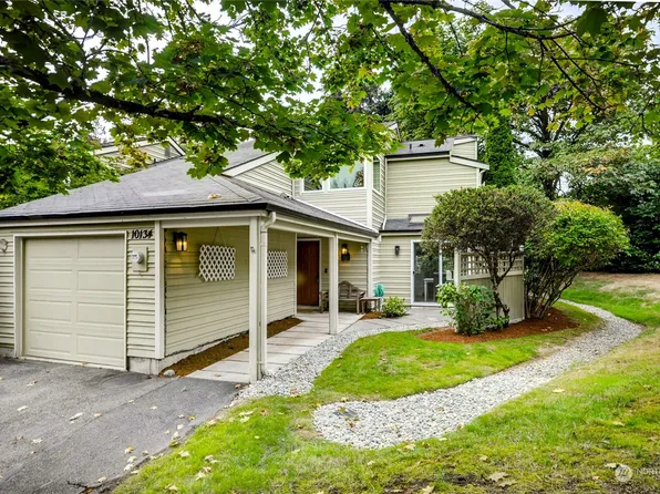 10134 NE 115th Lane #1, Kirkland, WA 98033