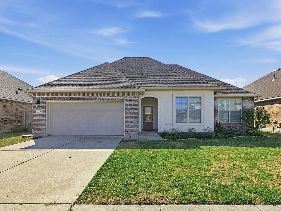 1st image of 3136 Crest Ln