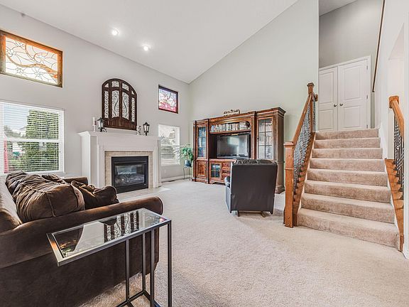 5th image of 6474 Tallman Ct