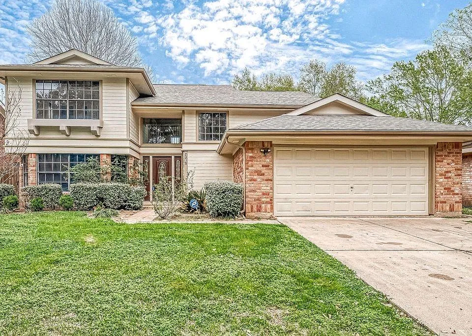 2039 Shorewood Ln