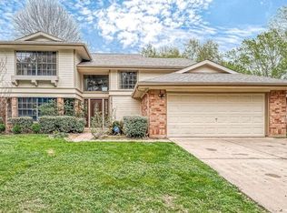 2039 Shorewood Ln, Sugar Land, TX 77479