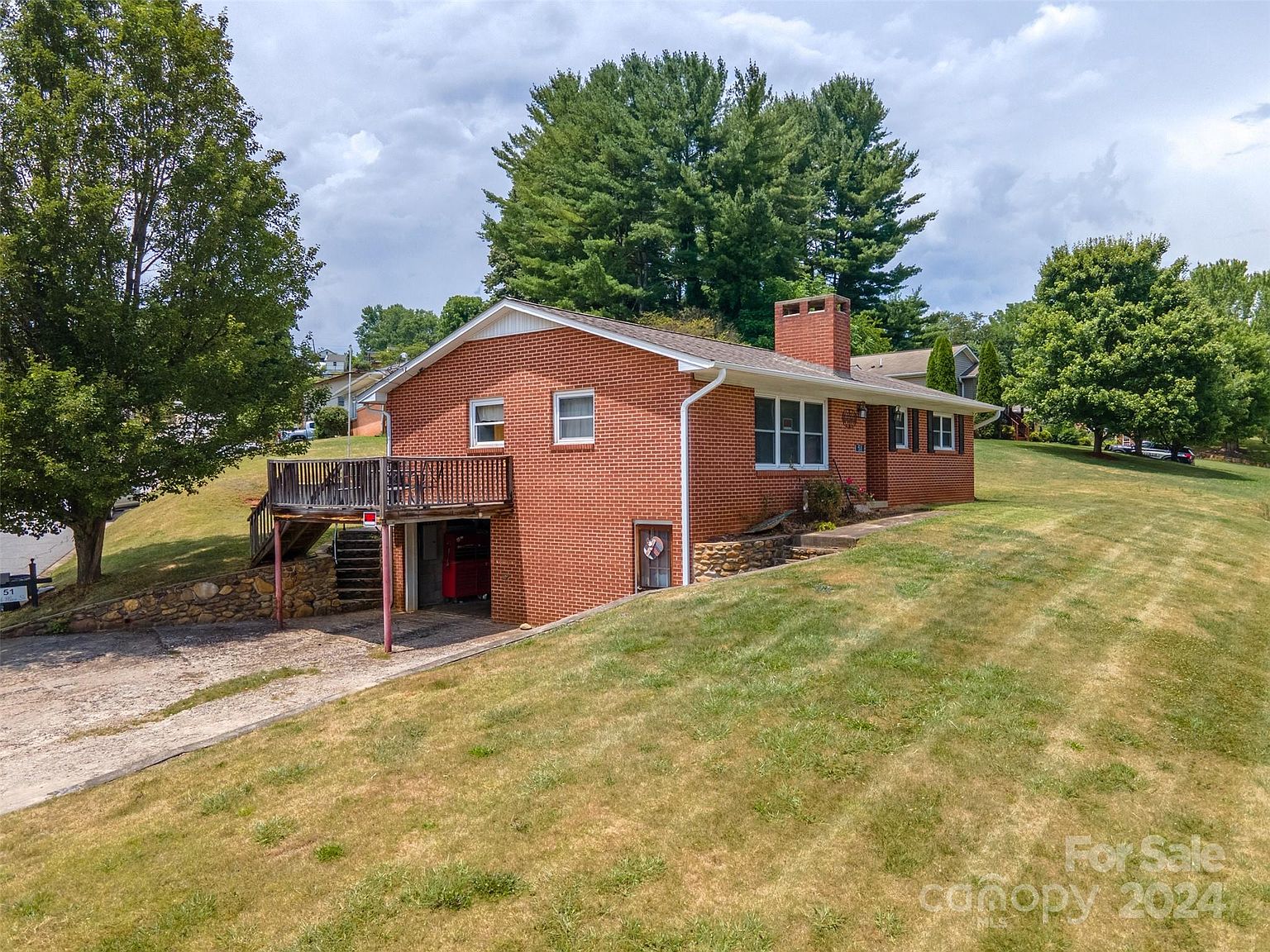 269 N Main St, Canton, NC 28716 Zillow