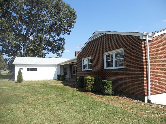 4th image of 1001 8th St