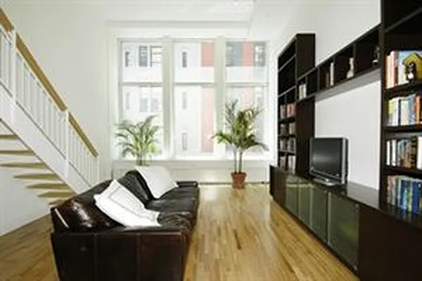 Rented by Mercedes Berk | media 15