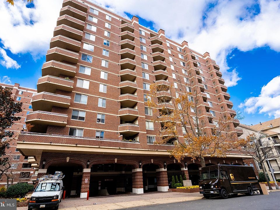 1st image of 1276 N Wayne St #Penthouse 06