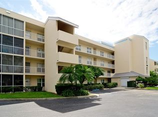 3950 Ironwood Cir APT 303, Bradenton, FL 34209