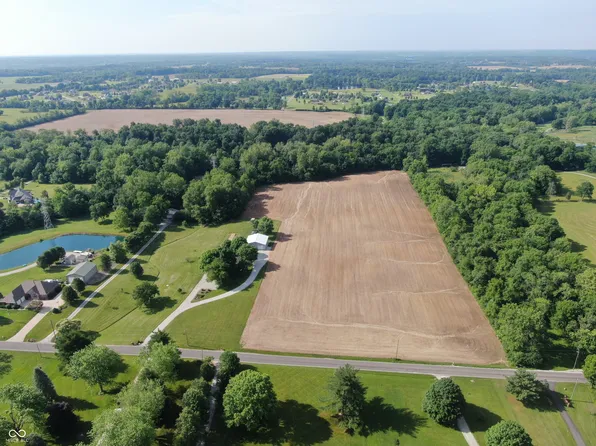 5213 E Dayhuff Rd, Mooresville, IN 46158