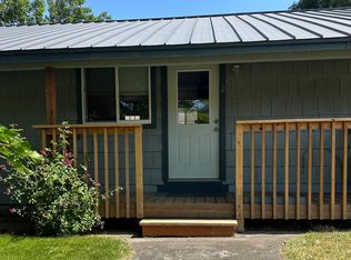 509 Washington St #2, Lyle, WA 98635