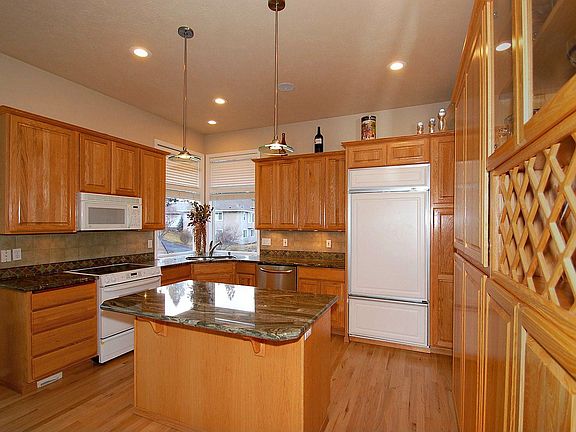2nd image of 4714 E Tamarisk Ln