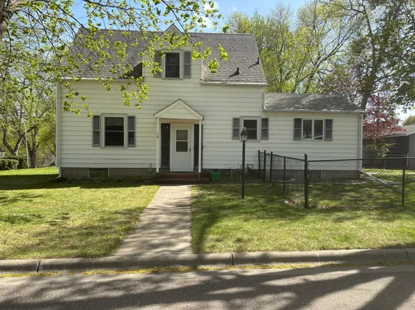 121 N 10th St, Montevideo, MN 56265