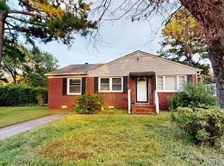 1016 Lyndon Cir, Newport News, VA 23605