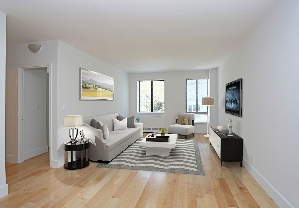 1st image of 410 W 53rd St APT 514