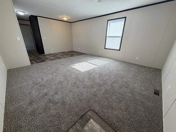 38000 Le Chateau Blvd #682 — Photo 2