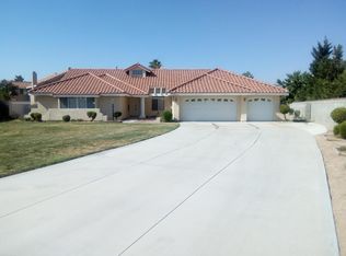 20423 Little Bear Ct, Apple Valley, CA 92308