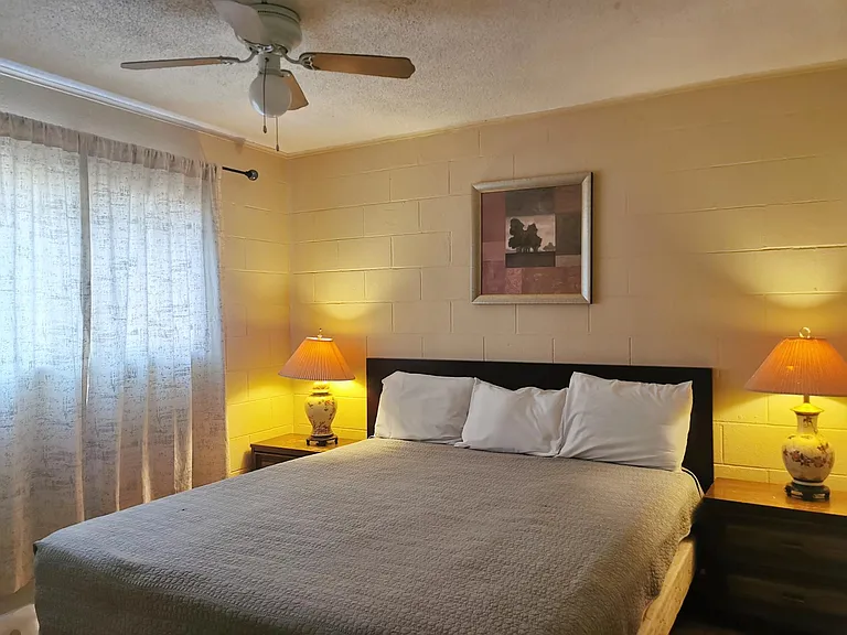 1220 W Florida Ave — Photo 5