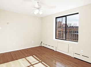 144 Richardson St #3R, Brooklyn, NY 11211