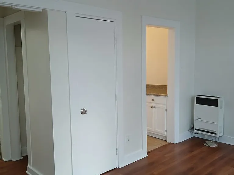 314 S Catalina St — Photo 25