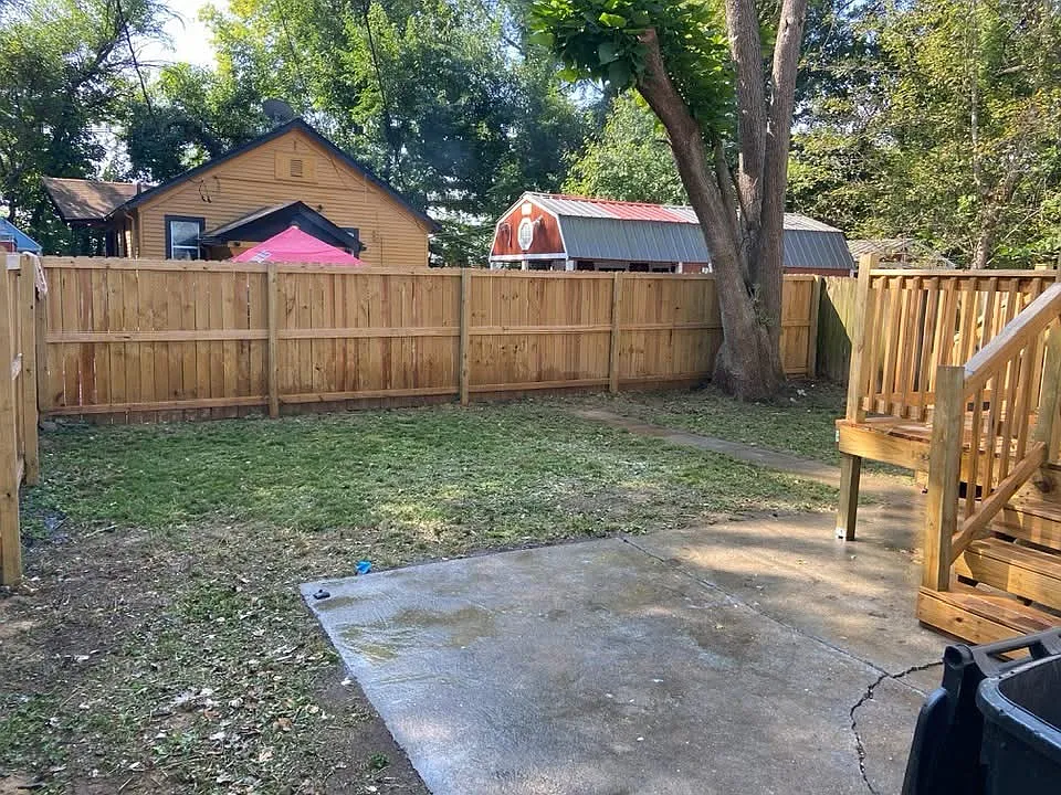 3 bed, 1285 sqft, $1,400 — Photo 4