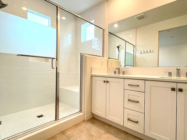 1645 W Lincoln Ave #101 — Photo 17