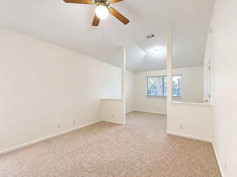 1841 Greening Way — Photo 10