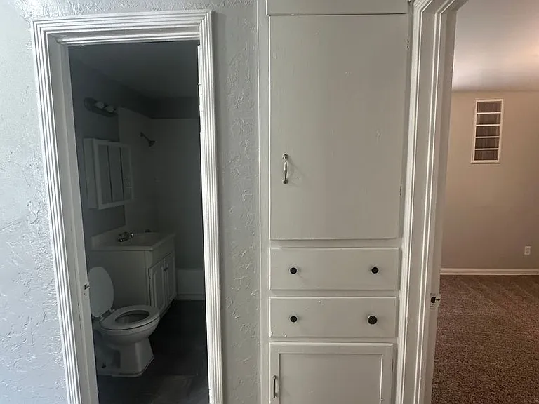 125 E Northrup Dr — Photo 36
