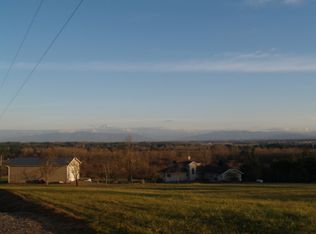 9534 Waterfall Pl, Custer, WA 98240