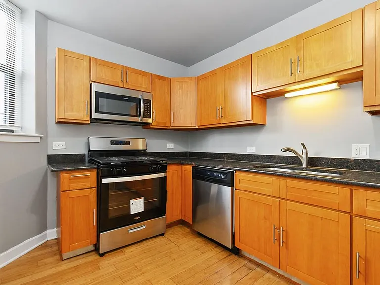 6235-45 S. Martin Luther King Dr. — Photo 14