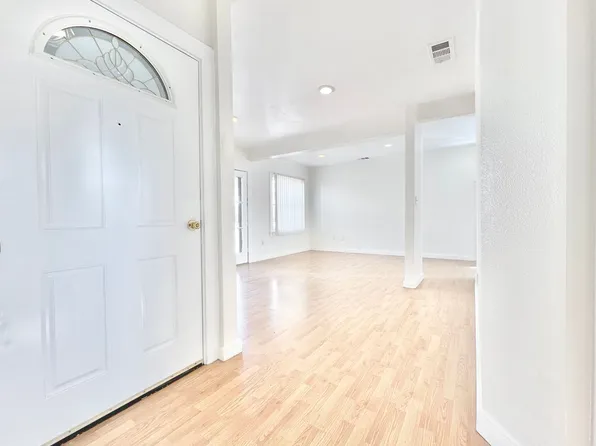 1444 W 28th St, 1444 W 28th St APT 9, Los Angeles, CA 90007