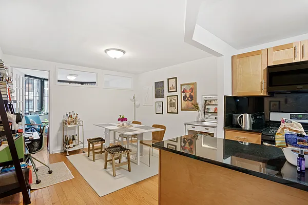 Rented by Douglas Elliman | media 15