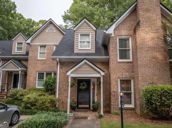 302 Wood Lake Dr, Athens, GA 30606