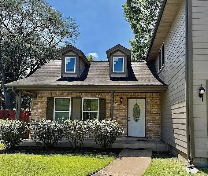 10307 Linecamp Dr — Photo 2