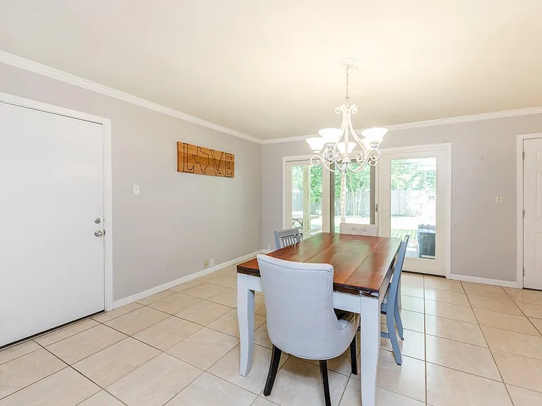 8323 Lorrie Dr — Photo 18