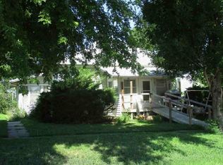 115 N Burr St, Wilcox, NE 68982