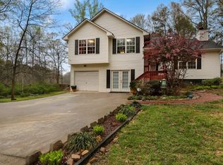 135 Aspen Lake Dr W, Newnan, GA 30263