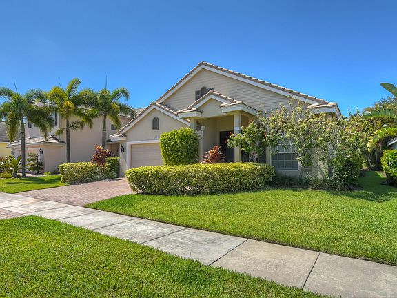 4th image of 11533 SW Glengarry Ct