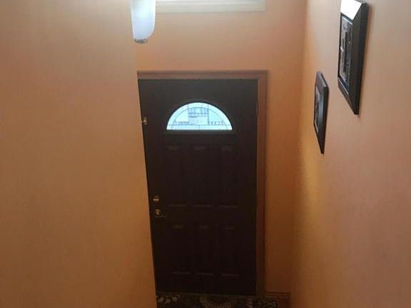 5th image of 320 Hunter Ave